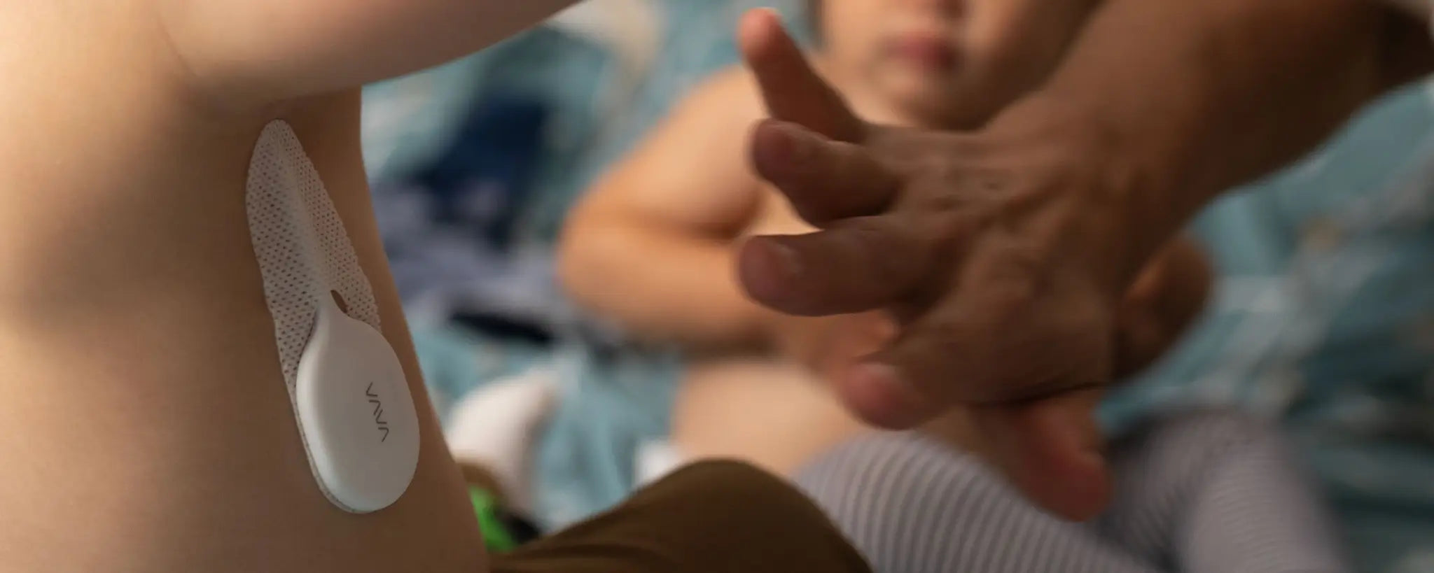 What Is a Wearable Thermometer? Uses for Babies, Older Adults, and Caregivers