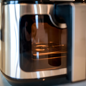 VAVA air fryer viewing window